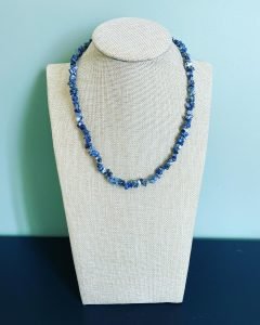 pierres fines pierres naturelles lithothérapie bijoux Collier Chips Sodalite