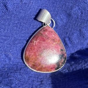 lithothérapie, pierres fines, pierres naturelles, bien-entre, bijoux, fait main, Pendentif - Rhodonite