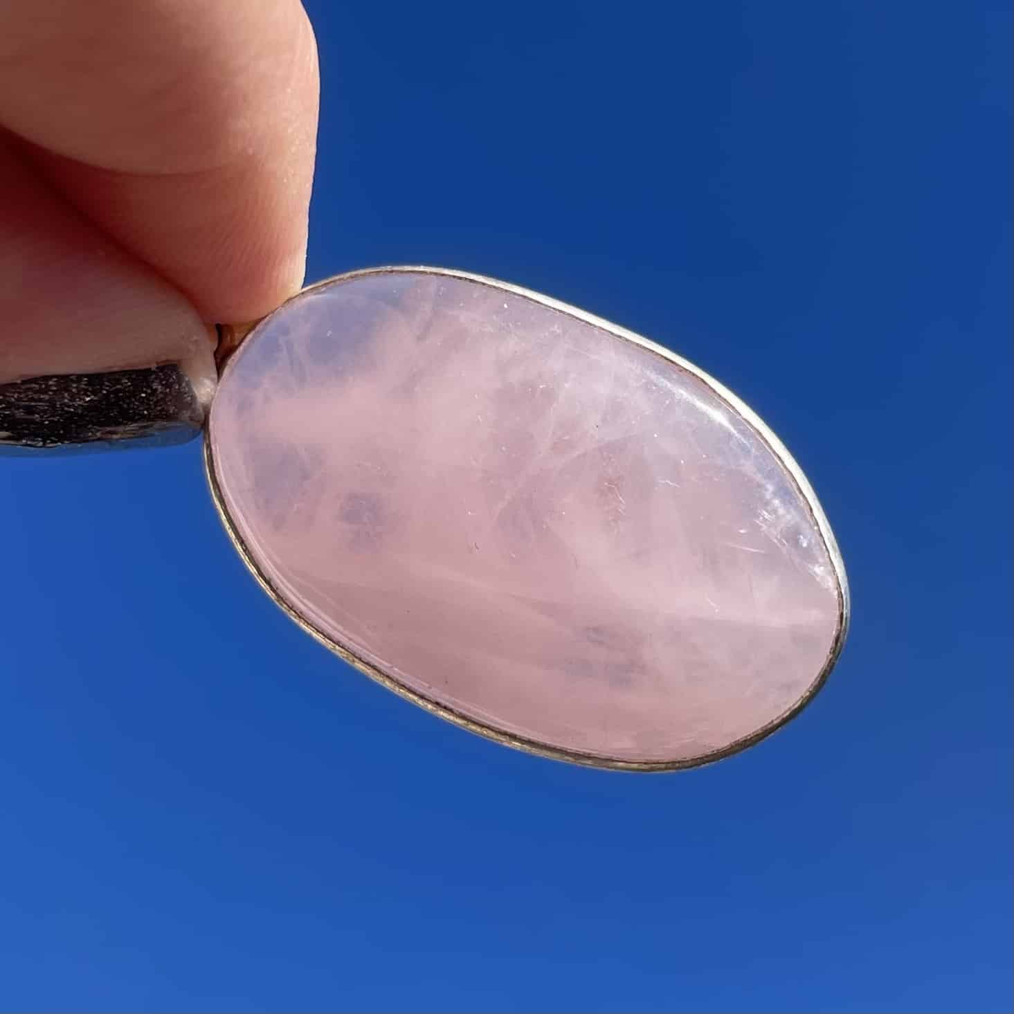 lithothérapie, pierres fines, pierres naturelles, bien-entre, bijoux, fait main, Pendentif Cerclé plat- Quartz Rose