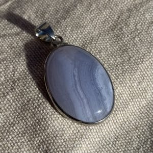 lithothérapie, pierres fines, pierres naturelles, bien-entre, bijoux, fait main, Pendentif - Calcédoine bleue