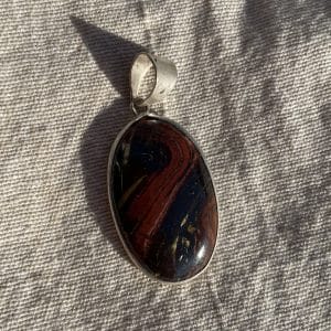 Bijoux - Lithothérapie - Pierres fines - Pierres Naturelles - Pendentif - Oeil de Fer