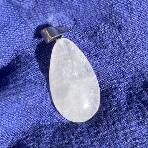 lithothérapie, pierres fines, pierres naturelles, bien-entre, bijoux, fait main, Pendentif Amande - Cristal de Roche