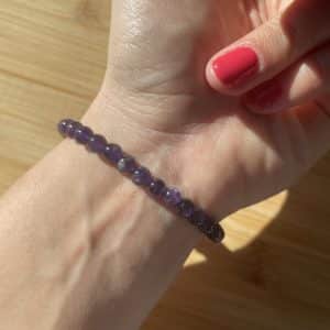 lithothérapie, pierres fines, pierres naturelles, bien-entre, bijoux, fait main, Bracelet Lou - Améthyste 6mm