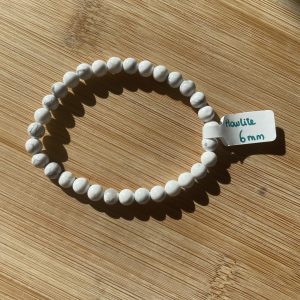 lithothérapie, pierres fines, pierres naturelles, bien-entre, bijoux, fait main, Bracelet Lou - Howlite 6mm