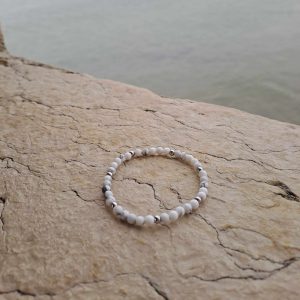 lithothérapie, pierres fines, pierres naturelles, bien-entre, bijoux, fait main, Bracelet Sophie - Howlite 4mm